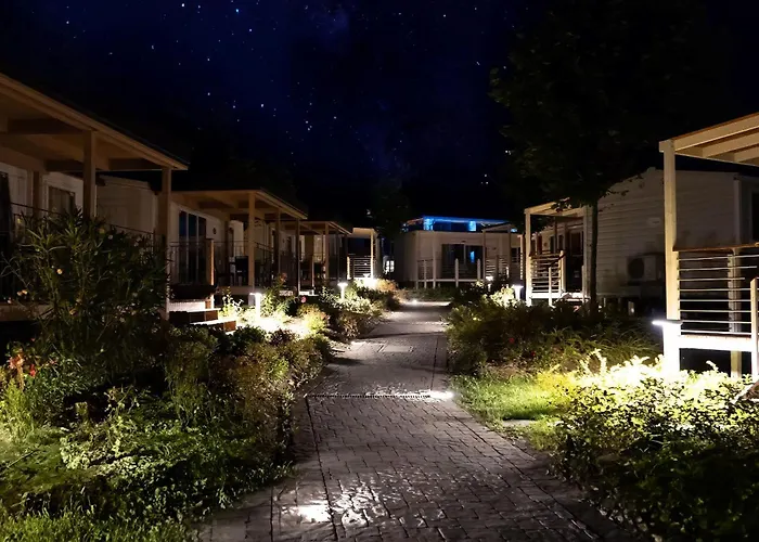 Campingplads Solcio Village *