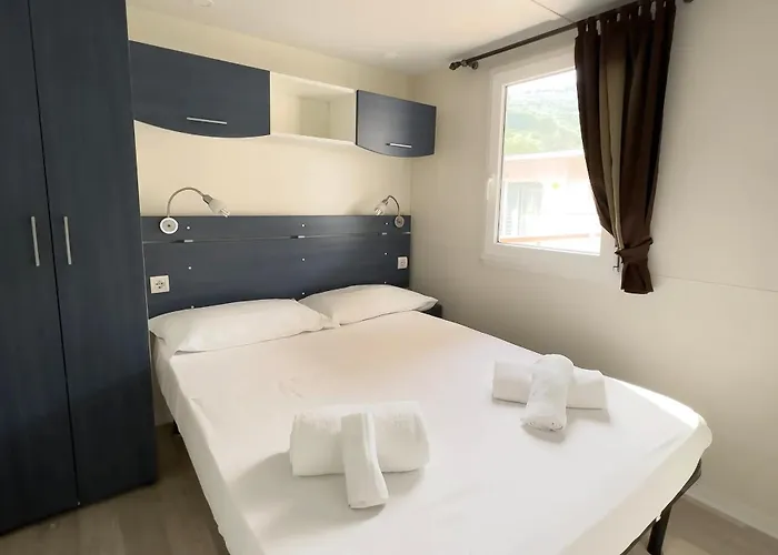 Campeggio Solcio Village Lesa